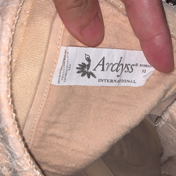 Gently Loved Faja/Girdle bt ARDYSS International - Picture 7 of 9